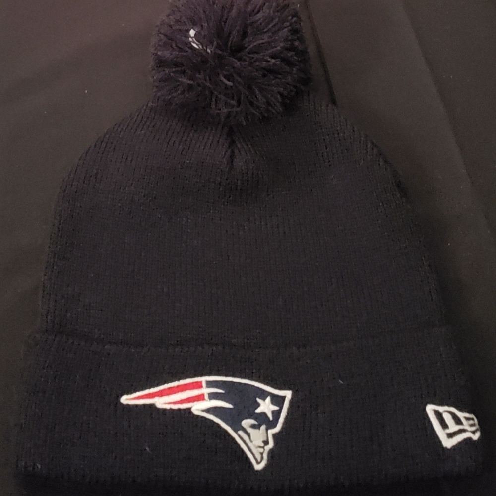 New England Patriots Pom Beanie